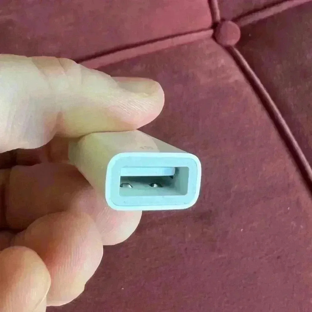 White Audio Adapter - Picture 6 of 6